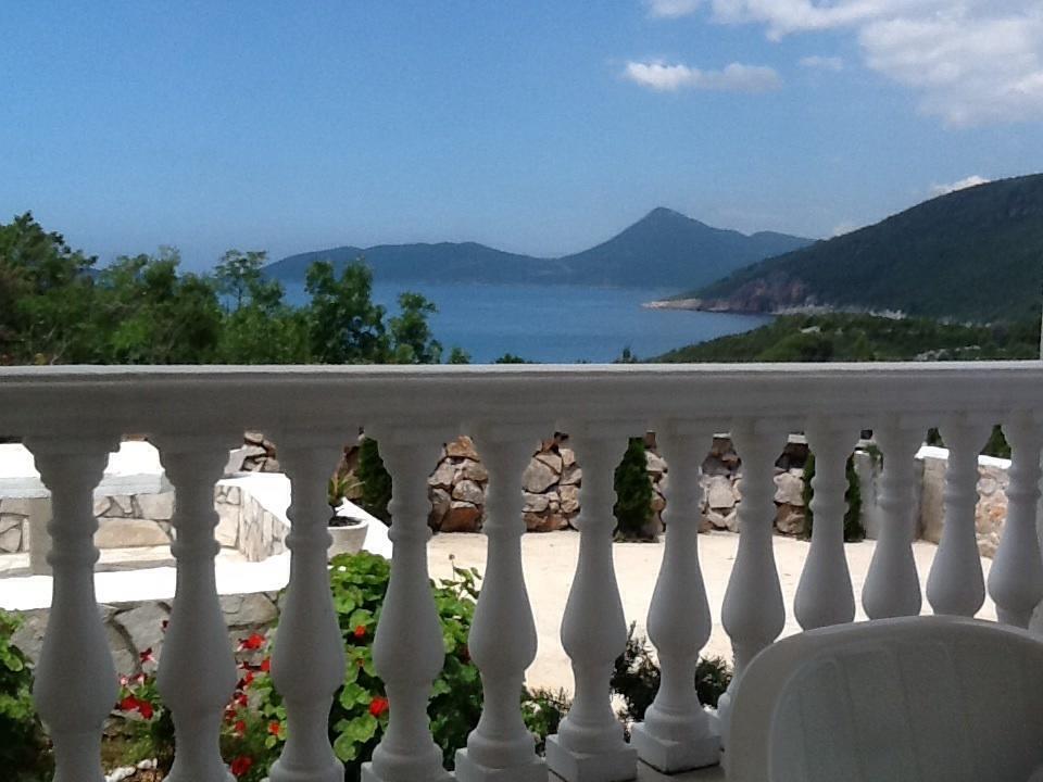 Villa Mirista Luštica Bilik gambar